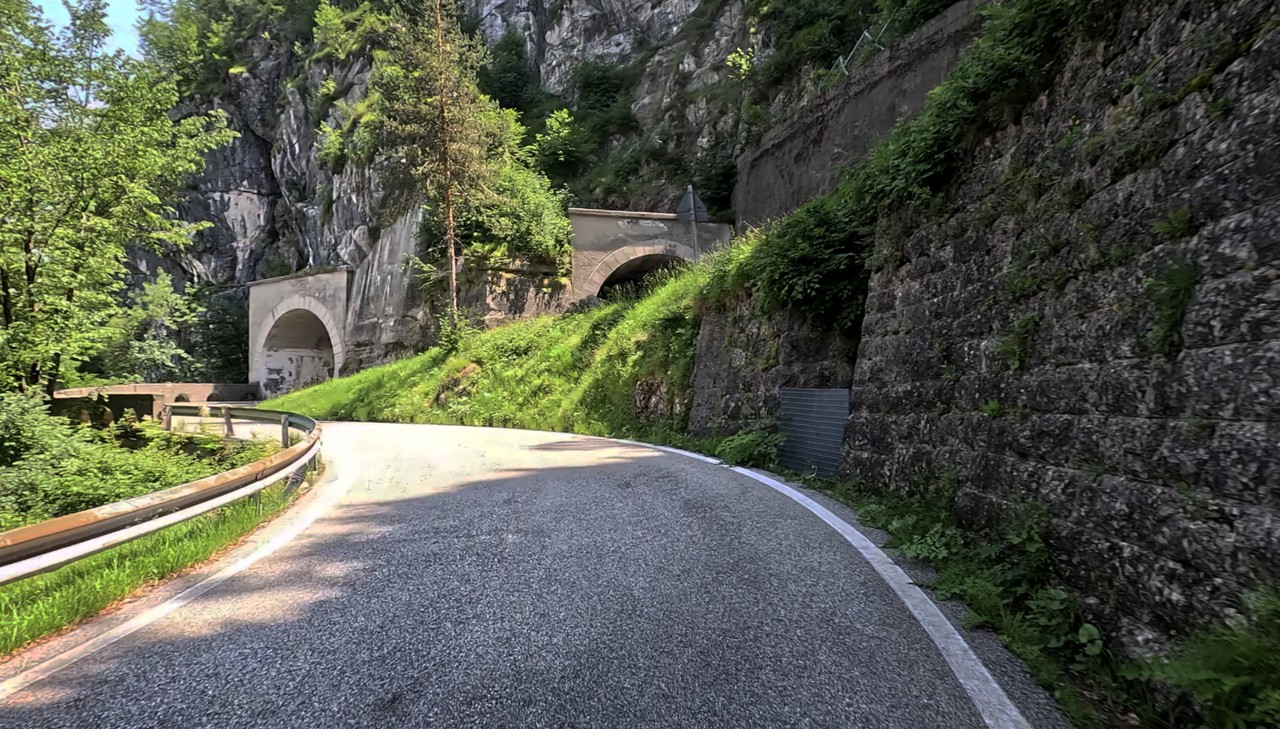 Vivez un Voyage Alpin CH/I/AUT/SLO-photo